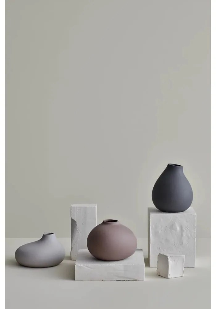 Svetlosivá porcelánová váza (výška 13 cm) Nona – Blomus