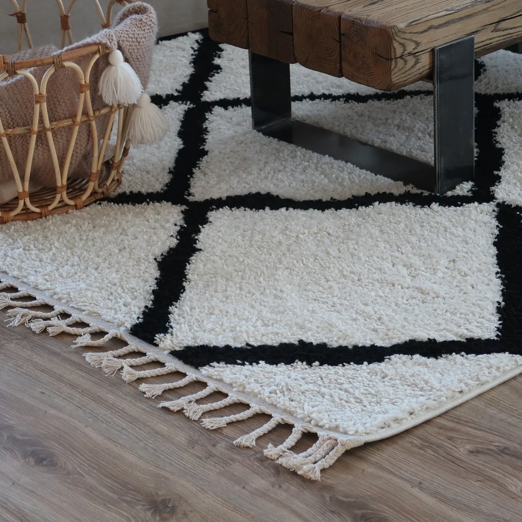 Koberec BERBER CROSS, biely, strapce, Maroko Shaggy