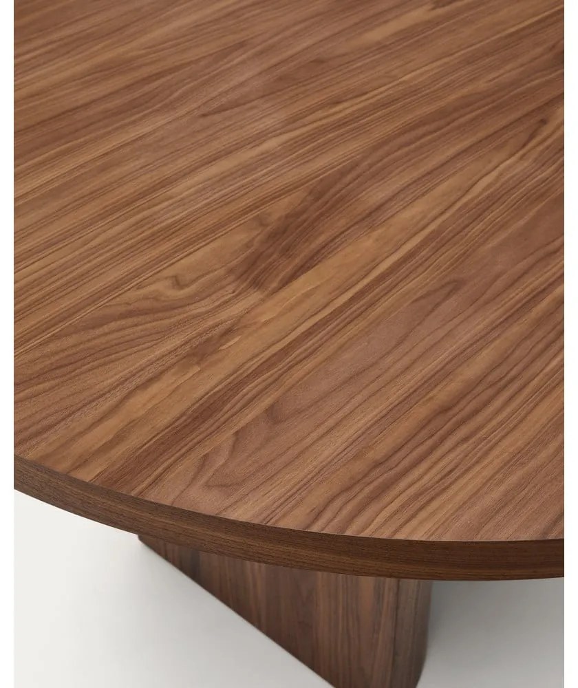 Okrúhly jedálenský stôl s doskou v dekore orechového dreva ø 150 cm Nealy – Kave Home