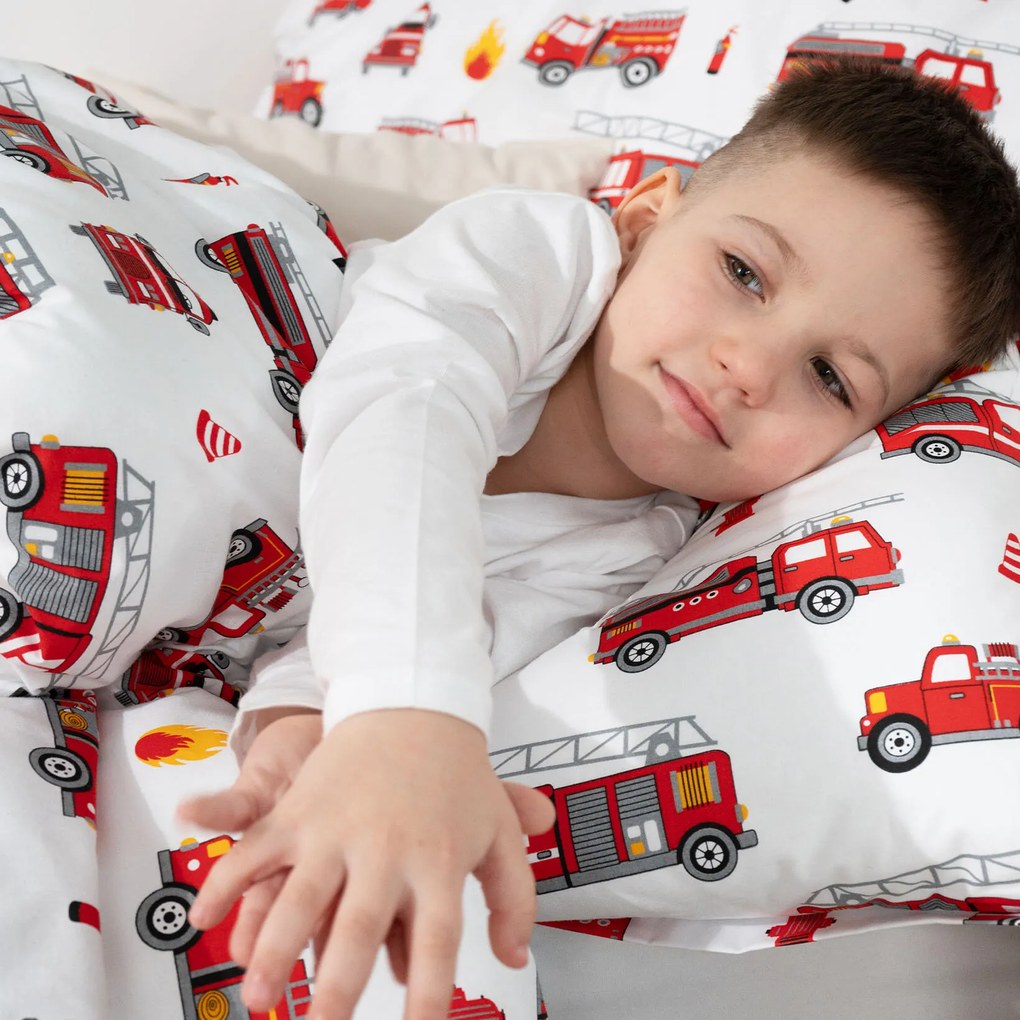 Goldea detské bavlnené obliečky - hasičské autá 140 x 200 a 70 x 90 cm