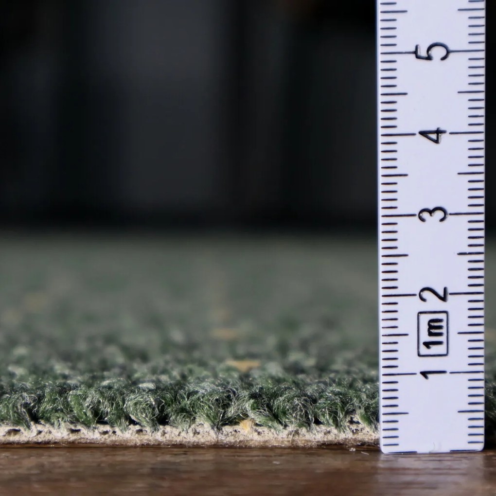 Condor Carpets, Metrážny koberec Udinese zelený - neúčtujeme odrezky z rolky, na mieru, šíře 4m,na mieru, neúčtujeme odrezky, zelená, filc, chodba / predsieň