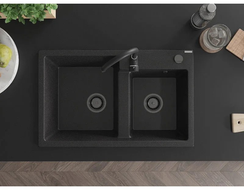 Mexen Tomas, granitový drez 800x500x190 mm, 2-komorový a čierna batéria Telma, čierna-strieborná metalíza, 6516-73-670200-70-B