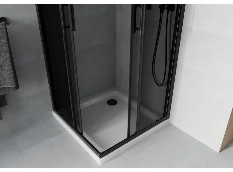 Mexen Rio, štvorcový sprchovací kút s posuvnými dverami 70(dvere) x 70(dvere) x 190 cm, 6mm šedé sklo, čierny profil + biela sprchová vanička SLIM, 860-070-070-70-40-4010B