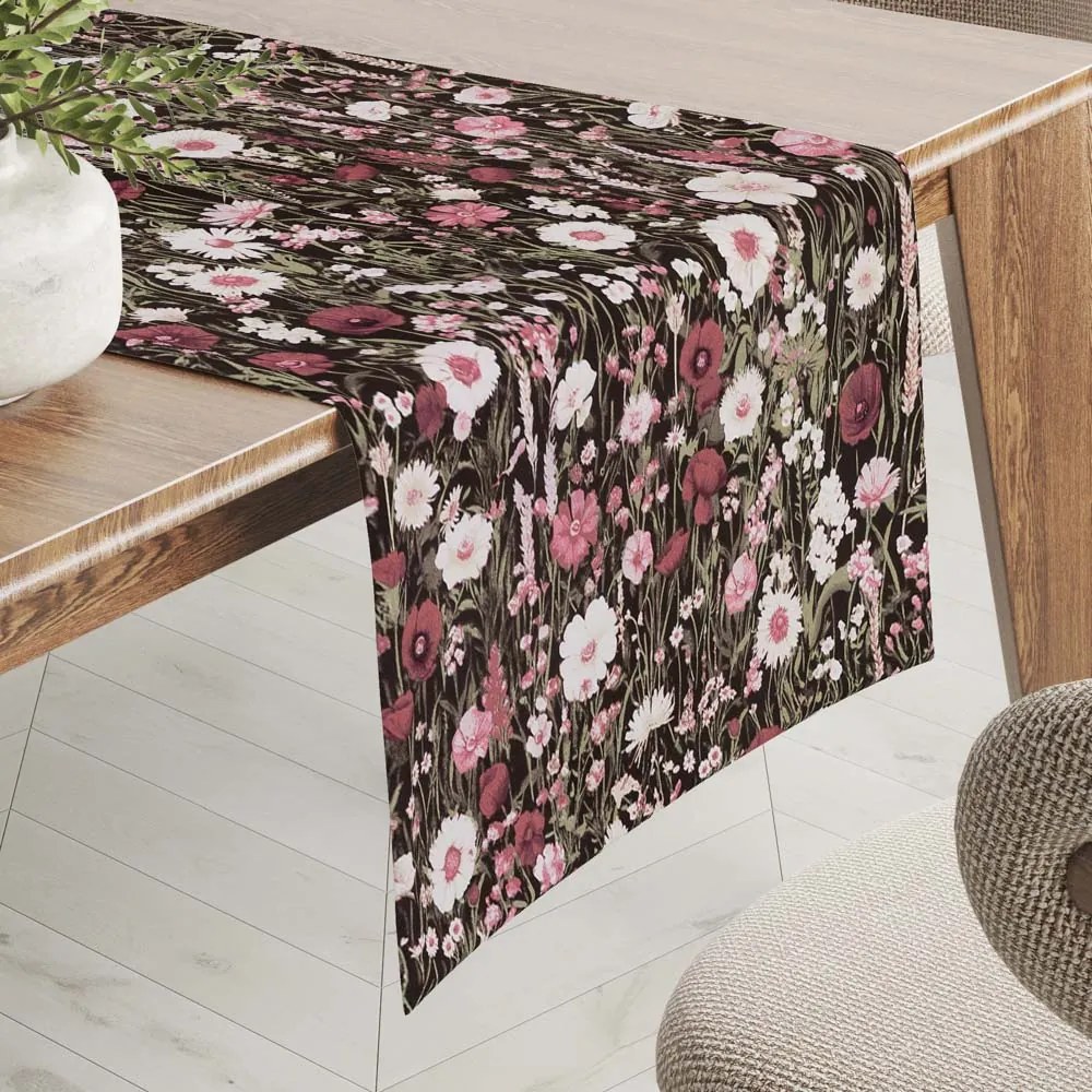 Biante Bavlnený behúň na stôl Sandra SA-740 Lúčne kvietky na temne hnedom 35x140 cm