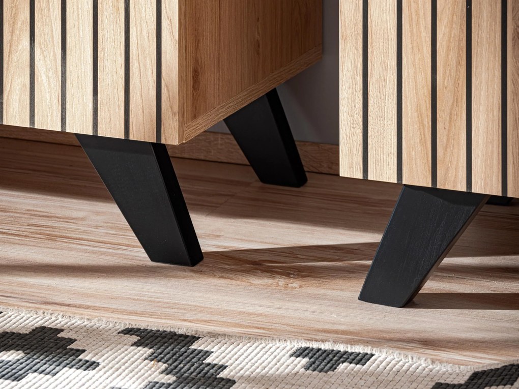 Tv stolík/skrinka Lyran K (s bio krbom) (hikora jackson + čierna). Akcia -19%. Vlastná spoľahlivá doprava až k Vám domov. 1097697