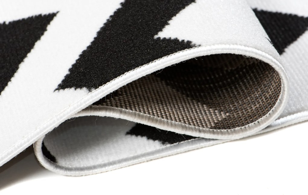 TA Koberec T238B BIELY LACNÝ PP CRM Rozmer: 120x170 cm