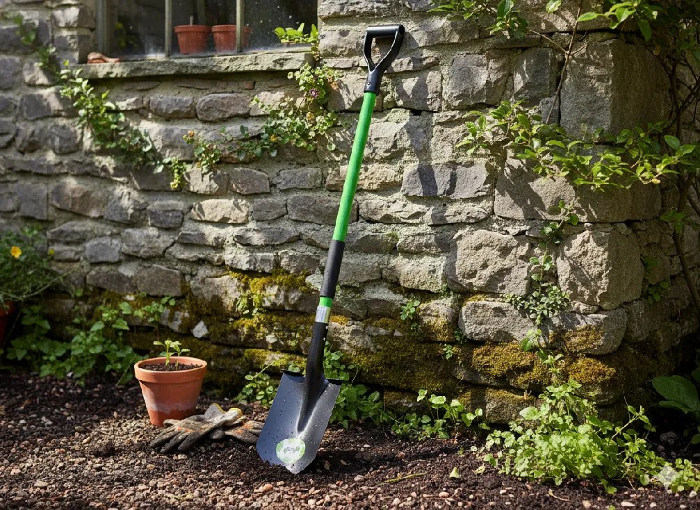 Garden Line Ostrá lopata so sklenenou rukoväťou 120 cm