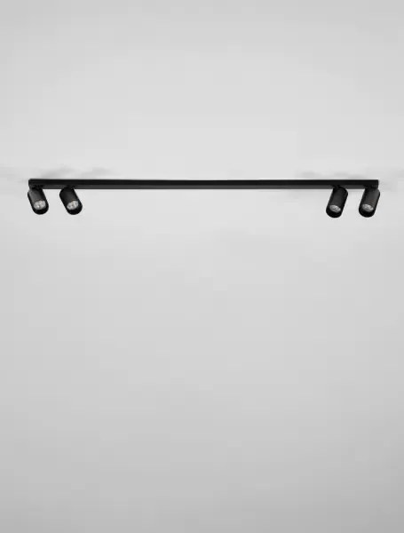 Minimalistické bodové svietidlo Oso 4 Čierna