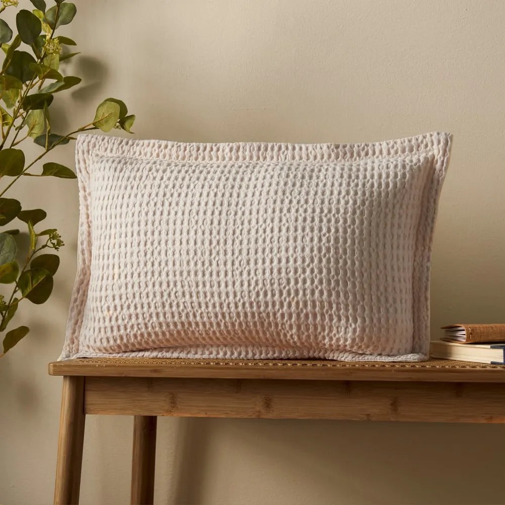 Bavlnený dekoračný vankúš 30x50 cm Jaipur Chunky Waffle – Pineapple Elephant