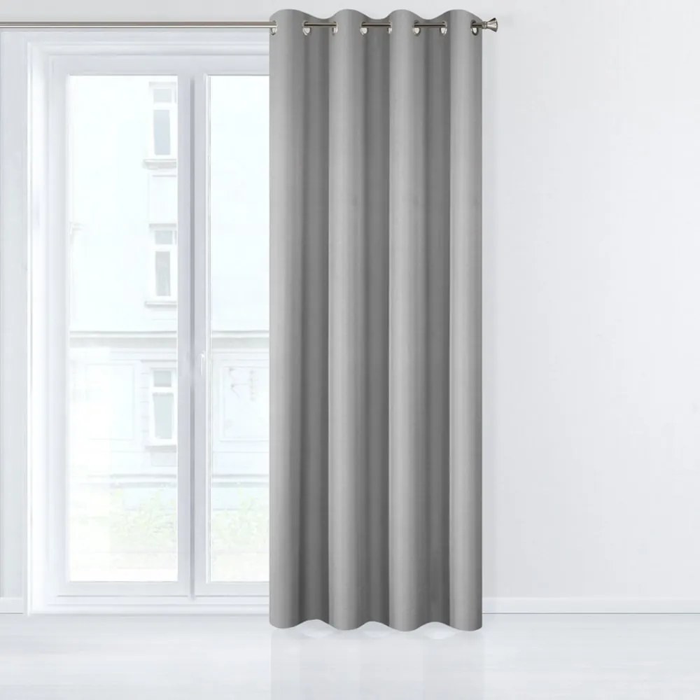 Sivý jednofarebný záves so zavesením na kovové kruhy 140 x 250 cm
