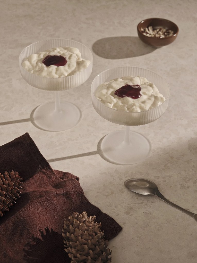 Ferm Living Poháre na šampanské Ripple Frosted 150 ml – set 2 ks