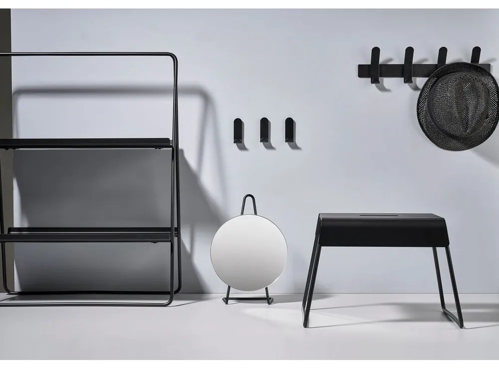 Čierny oceľový háčik Zone A-Hook