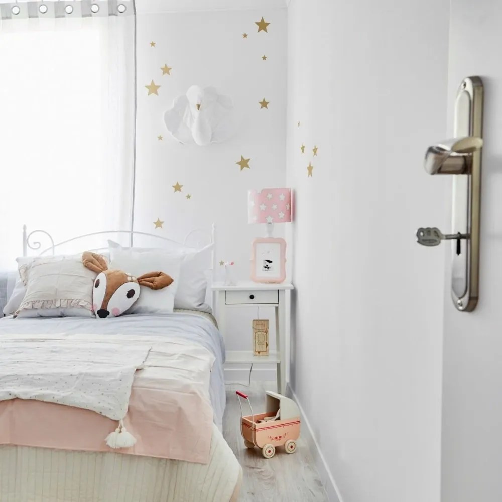 Samolepka do detskej izby sada hviezdy zlatá 3-8cm