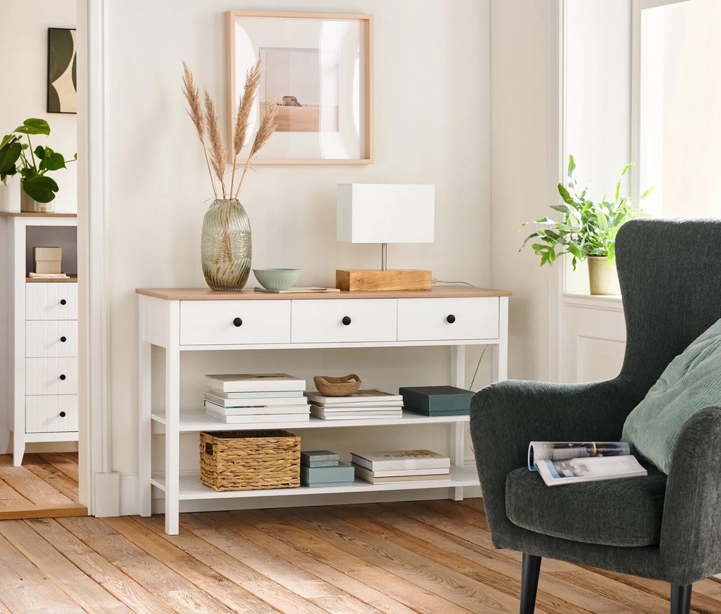 Príborník so zásuvkami