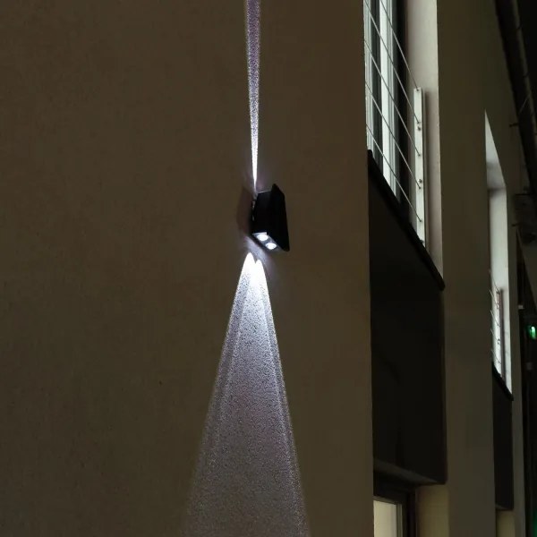 Immax 08488L - LED solárne nástenné svietidlo so senzorom LED/2W/5V IP54