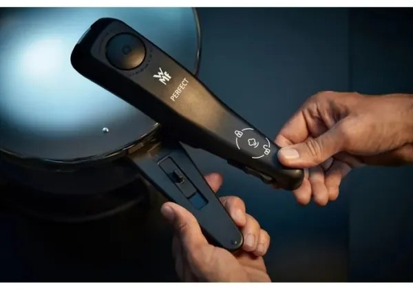 WMF - Súprava tlakových hrncov 6,5 l + 3 l PERFECT, nerezová oceľ