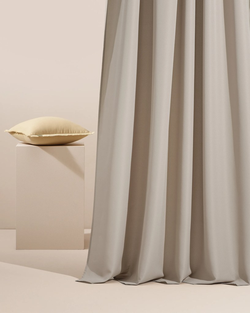 Room99 Záves na terasu AURA Na páske Farba: Hnedá, Veľkosť: 140 x 250 cm