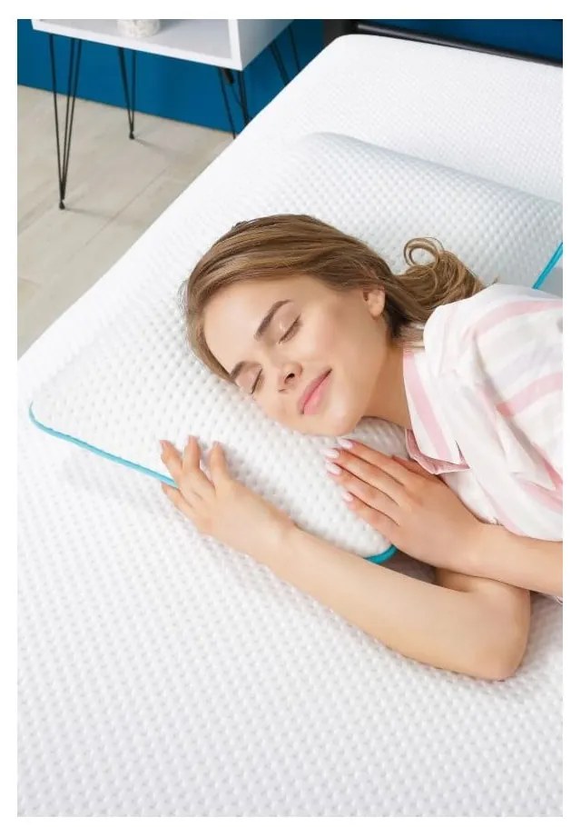 Anatomický vankúš s výplňou z pamäťovej peny 35x65 cm – Mila Home