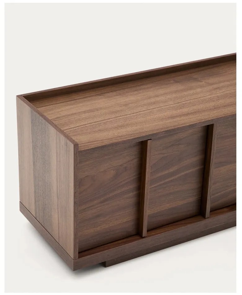 Hnedý TV stolík v dekore orecha 200x47x40 cm Onix – Kave Home