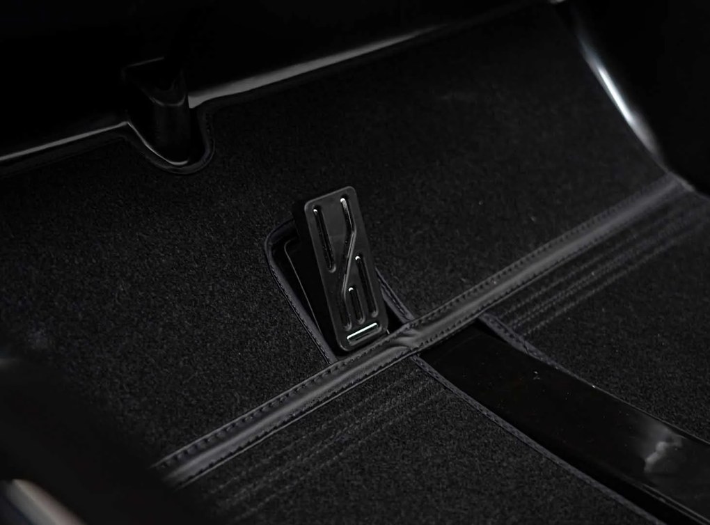 Ramiz Mercedes Benz G63 AMG XXL Čierna