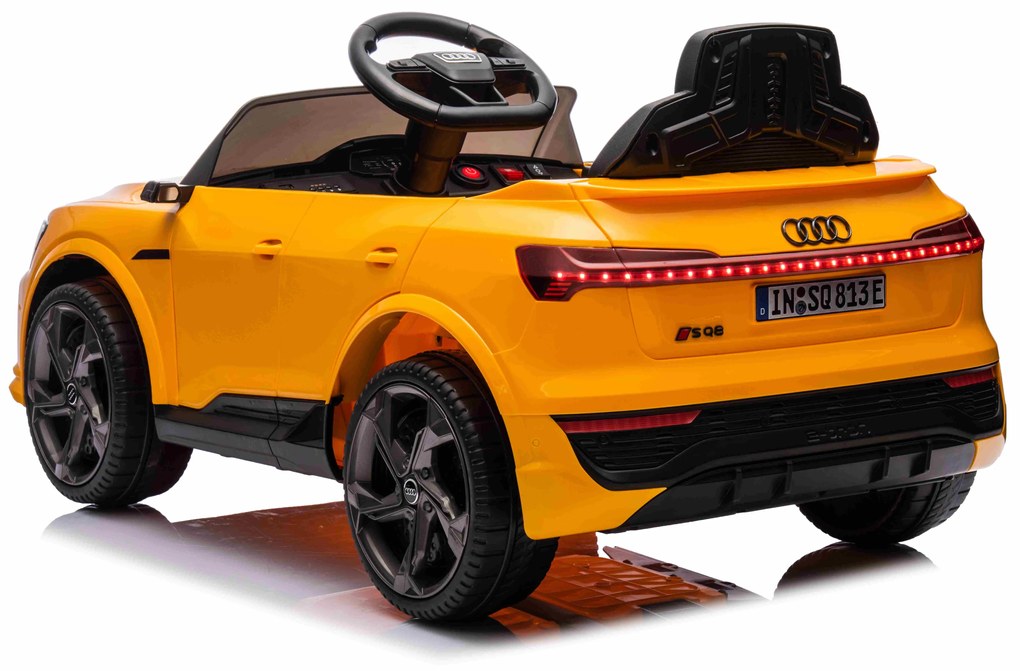 Detské elektrické vozidlo Audi SQ8 - žltá