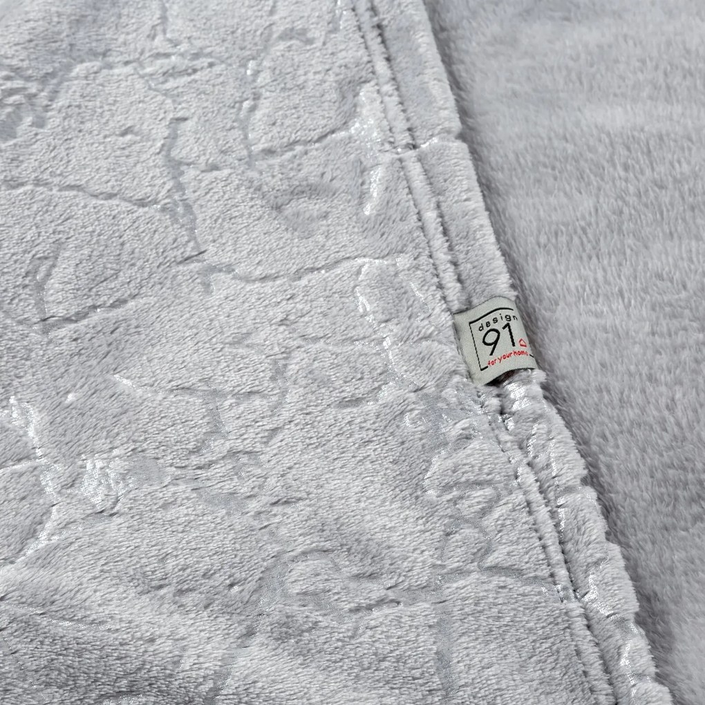 DEKA GLAMO 200X150 CM STRIEBORNÁ