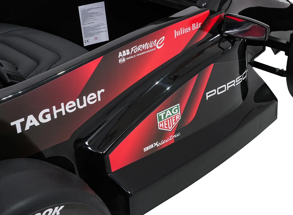 Ramiz Vozidlo Porsche Formula E Červená