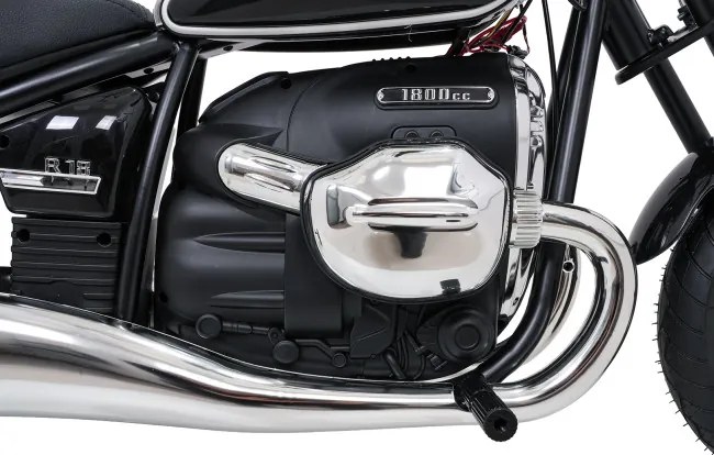 Elektrická motorka BMW R18 čierna