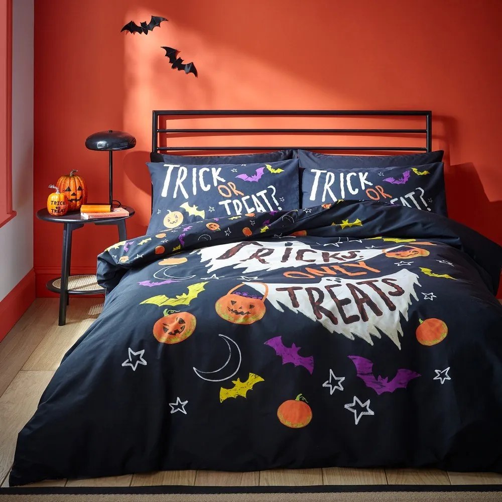 Čierne obliečky na dvojlôžko 200x200 cm Halloween Trick or Treat – Catherine Lansfield