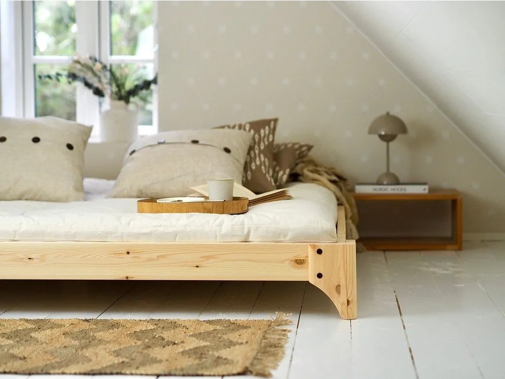 Dvojlôžková posteľ z borovicového dreva s roštom 180x200 cm Elan – Karup Design