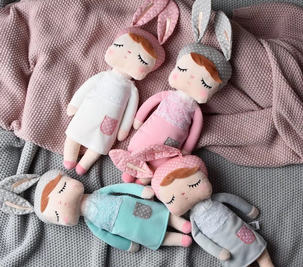 Usínáček - Spící panenka Angela mátová 42 cm