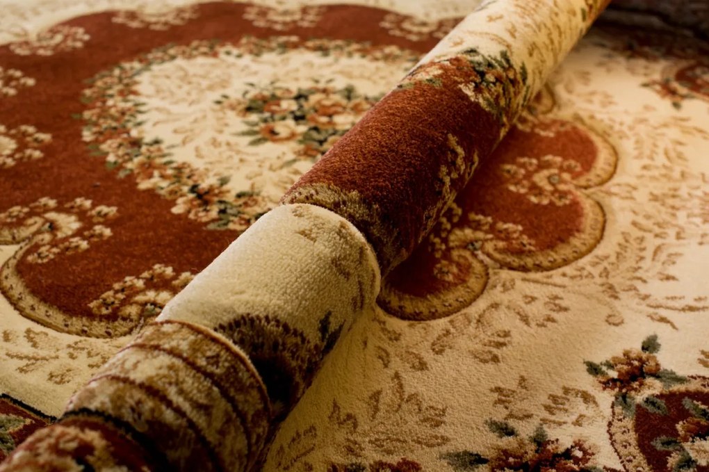 TA Koberec 5889A HNEDÝ YESEMEK Rozmer: 250x350 cm