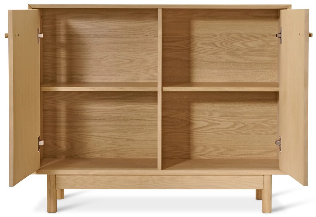 Skrinka z jaseňového dreva s ozdobnými dvierkami