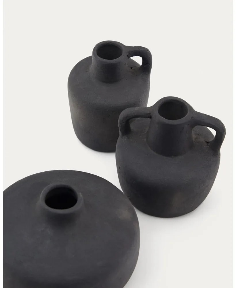 Čierne terakotové vázy v súprave 3 ks (výška 6 cm) Sofra – Kave Home