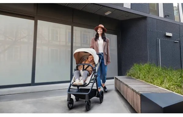 KINDERKRAFT - Kombinovaný kočík 3v1 NEWLY Sand beige + autosedačka MINK PRO