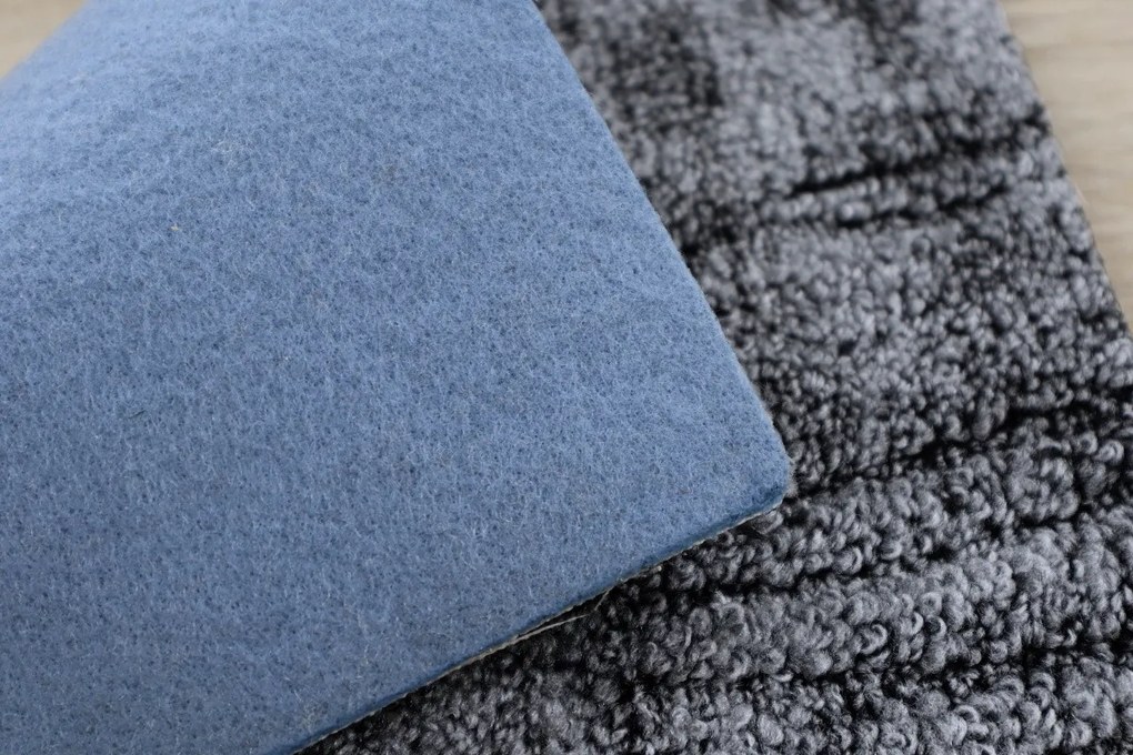 ITC, Metrážny koberec Dobro 97 tmavo šedý, na mieru, šíře 4m, šedá, filc, chodba / predsieň