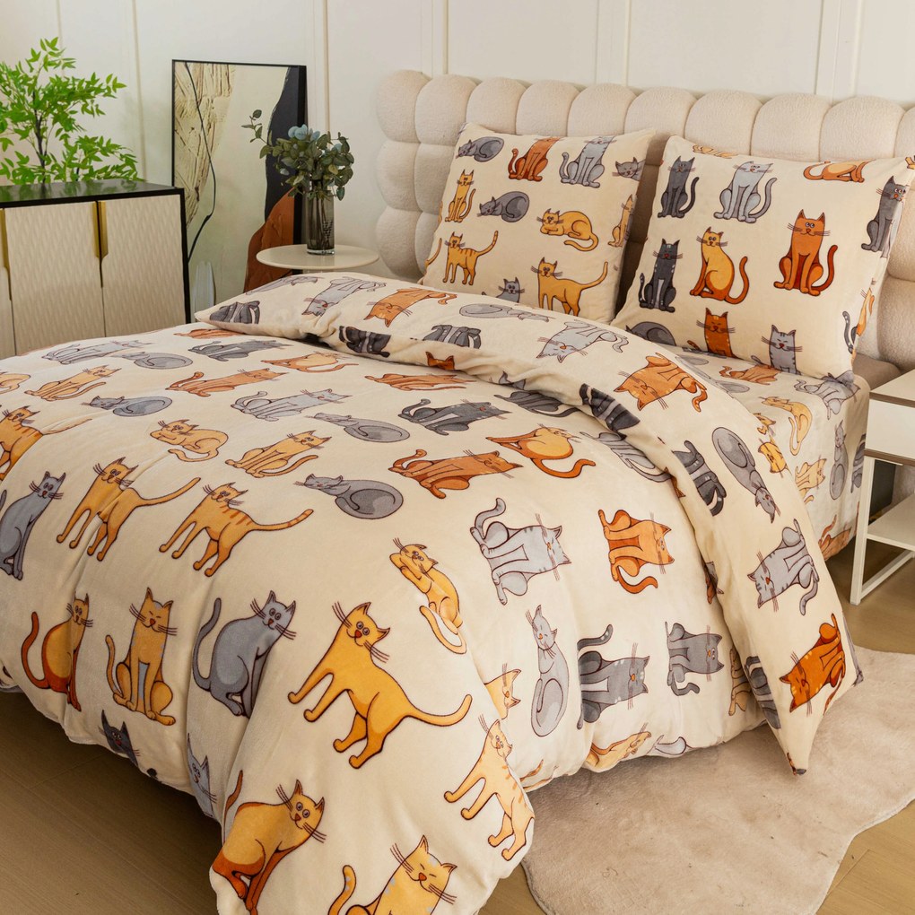 Súprava 2ks mikroplyšových obliečok COLORED CATS krémové + obliečka mikroplyš SOFT 180x200 cm biele, dvojlôžko