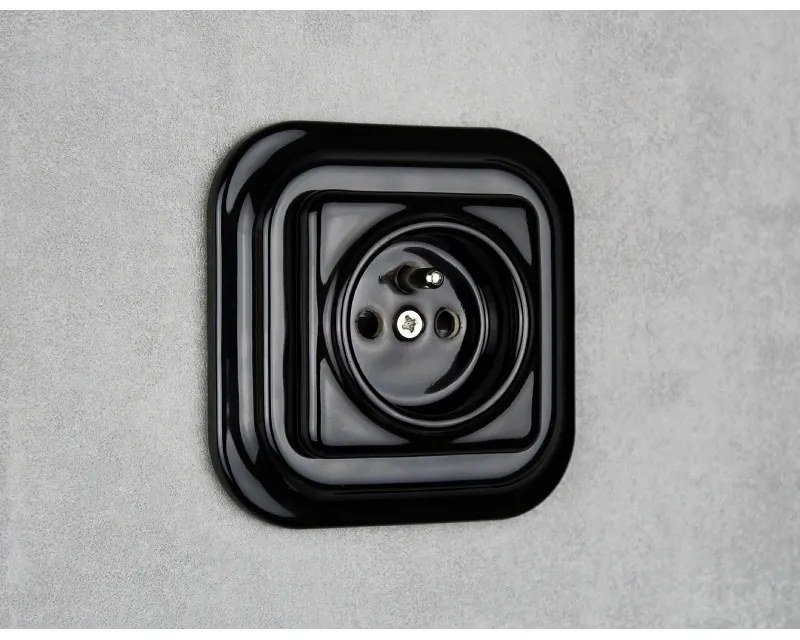 Elhard Štvorcová keramická zásuvka, čierna KV2100B