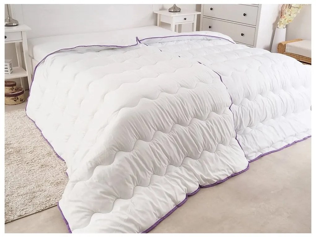 Celoročný paplón prešívaný 140x200 cm s vankúšom STELLA LEVANDUĽA 70x90 cm, biely