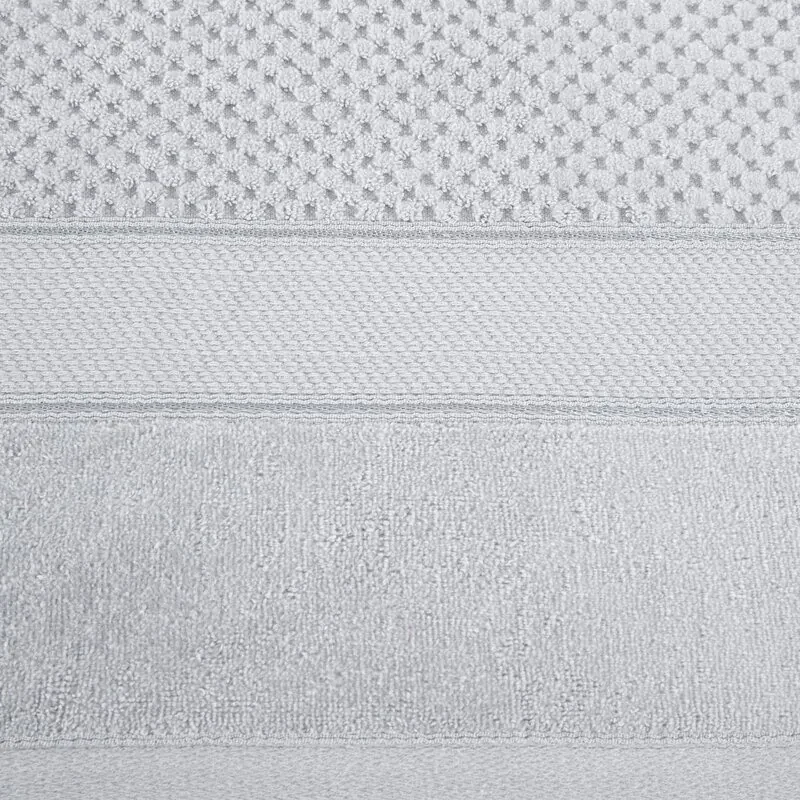 Dekorstudio Velúrový uterák JESSI - 04 strieborný Rozmer uteráku: 50x90cm