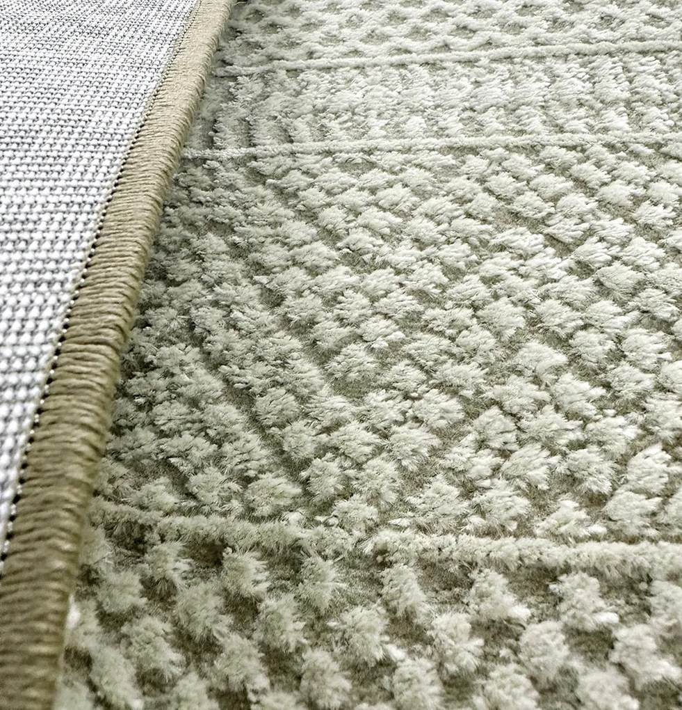 BE Koberec Zurich 1901 GREEN – zelený obdĺžnikový Rozmer: 80x150 cm