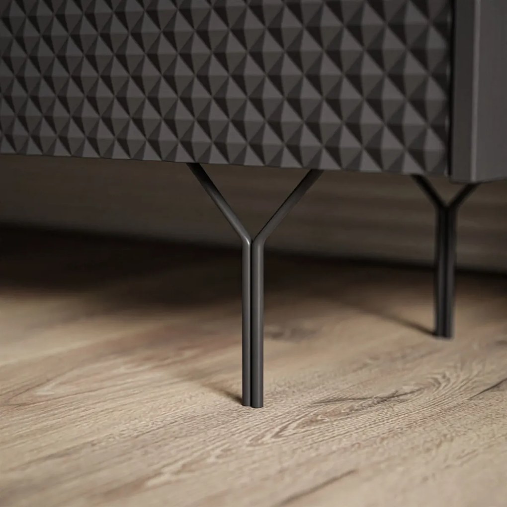 KOMODA KAREEM SO ŠUPLÍKMI ČIERNA 97 cm