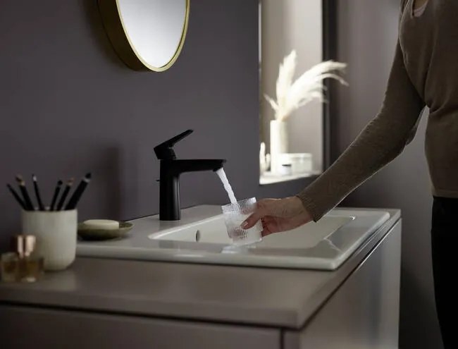 Hansgrohe Talis E, páková umývadlová batéria 110 CoolStart s odtokovou súpravou s ťahadlom, čierna matná, HAN-71713670