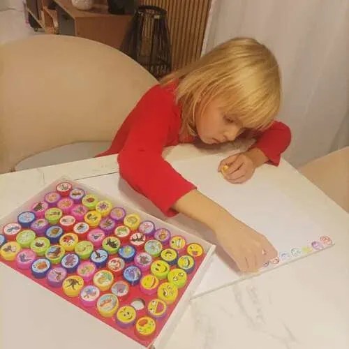 KRUZZEL Súprava pečiatok pre deti 60 ks - Kruzzel