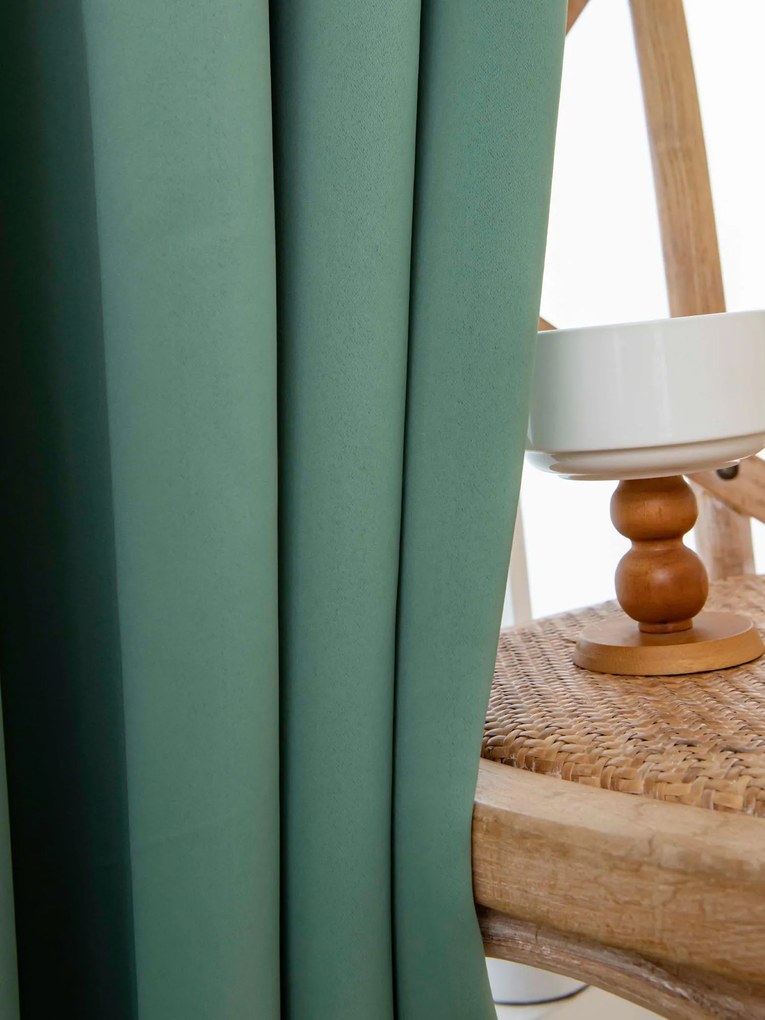 Blackout závesy Elias olivová – 140 × 280 cm (2 ks) - riasiaca stuha