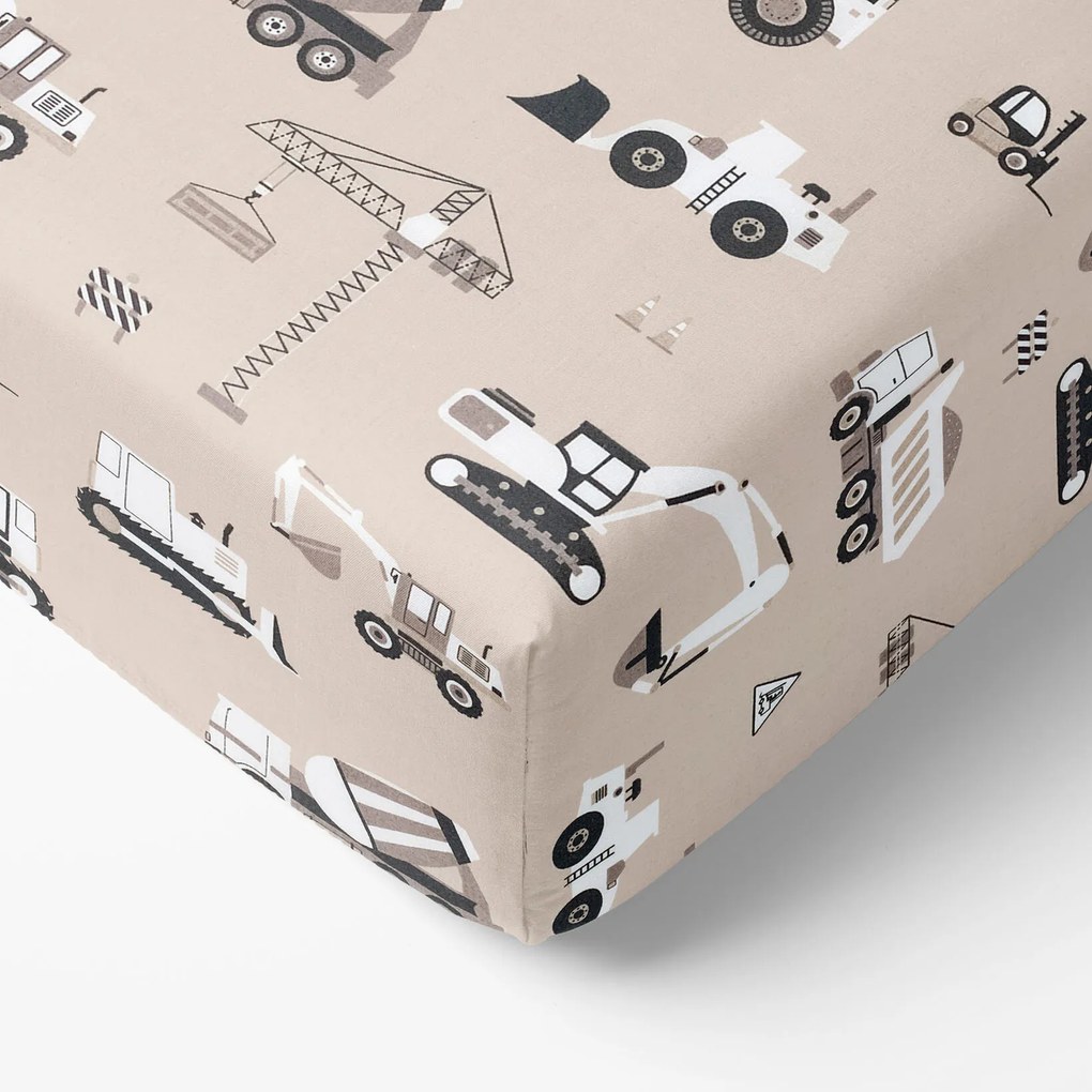 Goldea detská bavlnená napínacia plachta - nákladné autá a bagre na béžovom 80 x 160 cm
