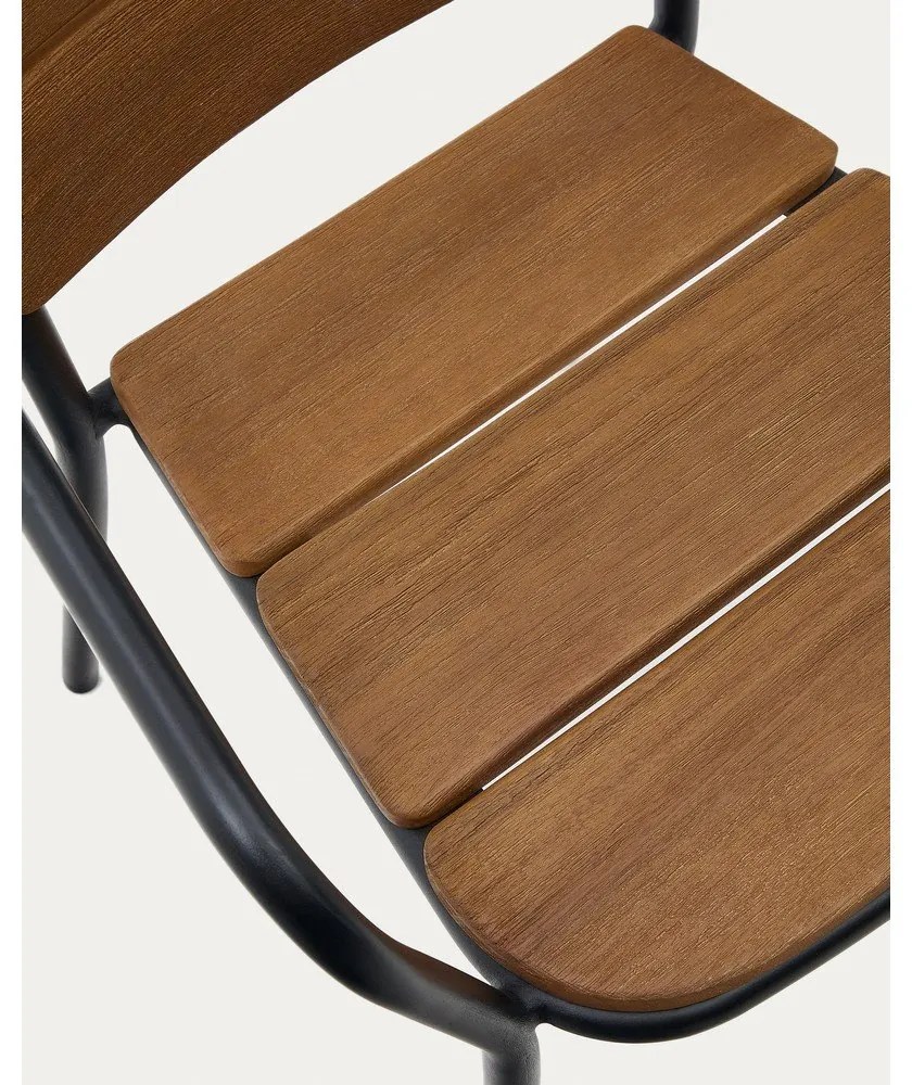 Čierno-hnedá dreveno-kovová záhradná stolička Algueret – Kave Home