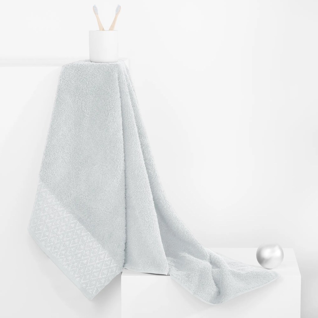 Bavlnený uterák DecoKing Andrea sivý
