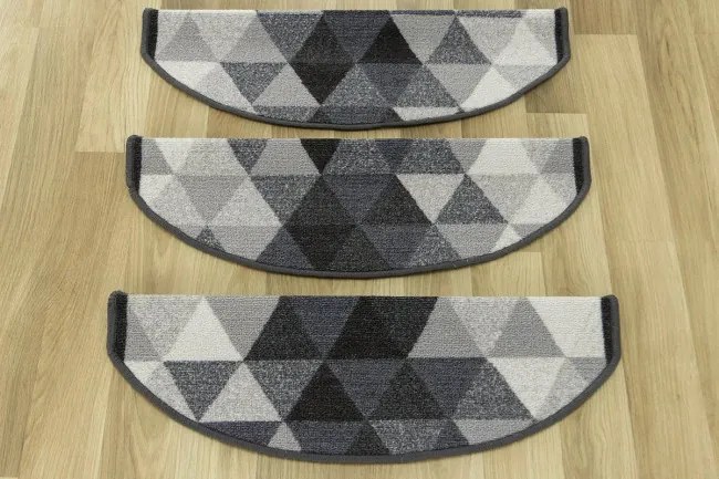 Nášľap na schody Nolan 19 trojuholníky sivý