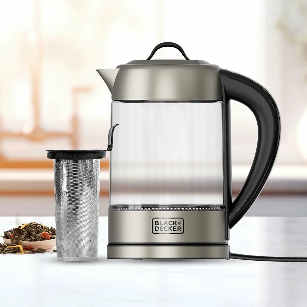 Black+Decker BXKE2205E Rýchlovarná kanvica